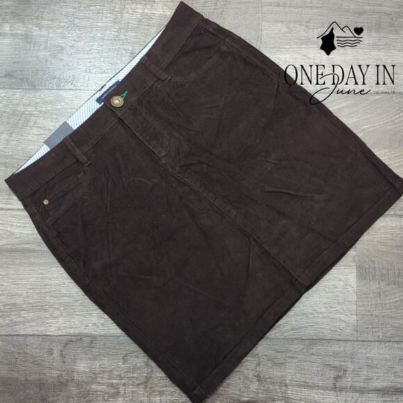 Tommy Hilfiger Corduroy Mini Skirt Size 8 - Picture 1 of 6